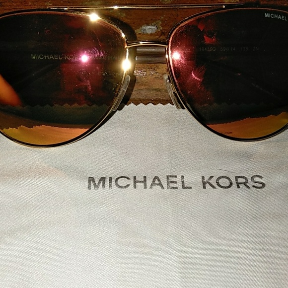 Sunglasses - Picture 4 of 4